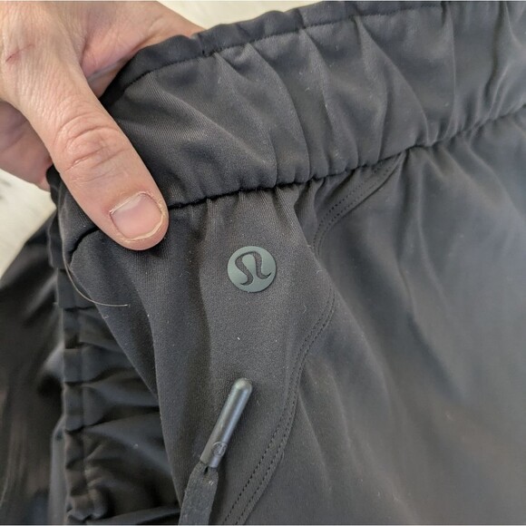 Lululemon Black Keep Moving 7/8 Pant Size 8 W5DCFS - Picture 4 of 8